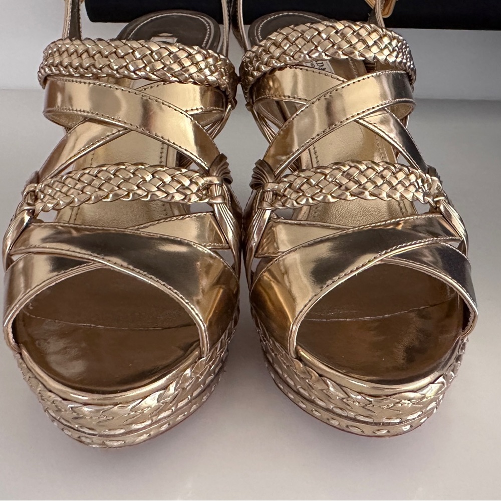 Prada Gold Metallic Woven all leather Platform Sandals 38 1/2 (Mint Condition) - Picture 2 of 15